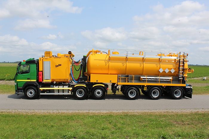 KOKS EcoVac truck trailer combination delivered to Teeuwissen